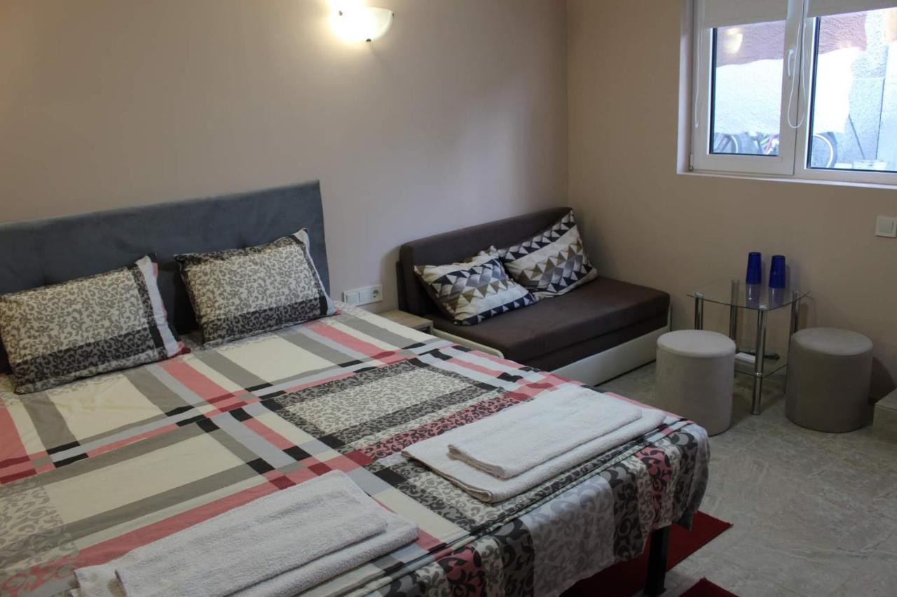 Apartment Raya 萨帕雷瓦巴尼亚 外观 照片